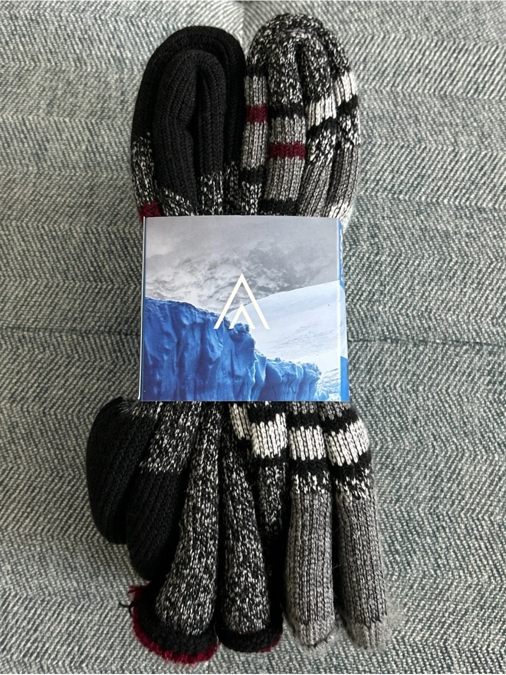 Polar Heat Nanuuq Men’s Premium Heat Socks, 2 Pack Thermal Socks, Size 7-12
